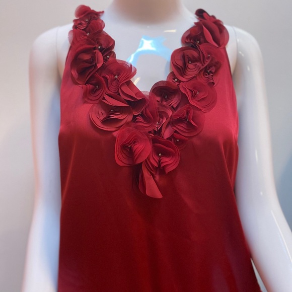 White House Black Market Rosette neck Shell blouse - Picture 1 of 5